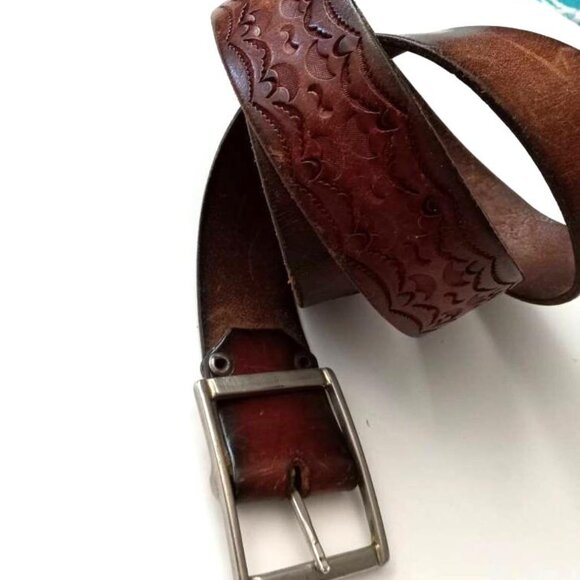 Vintage Handcrafted Leather Belt with Patterns Antique Menswear Office - Picture 1 of 10